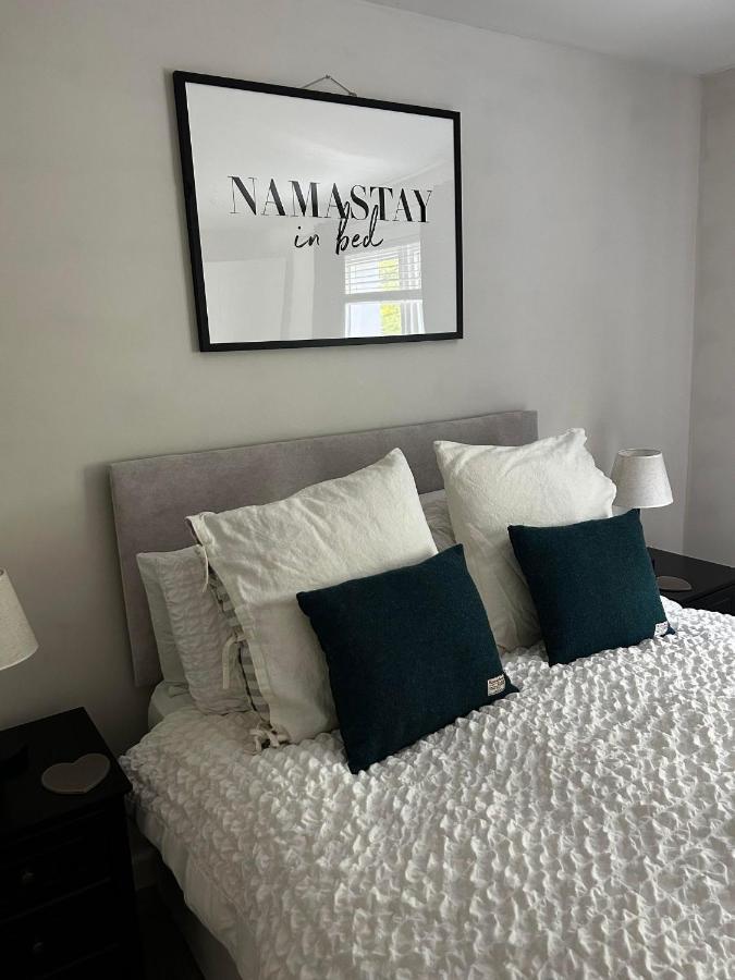 Entire Modern Apartment In Oban With Balcony Bagian luar foto